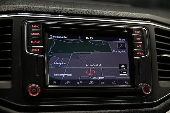 Vehicle Image 26