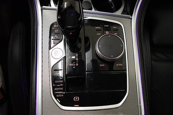 Vehicle Image 28