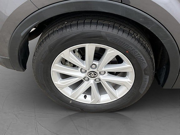 Vehicle Image 30
