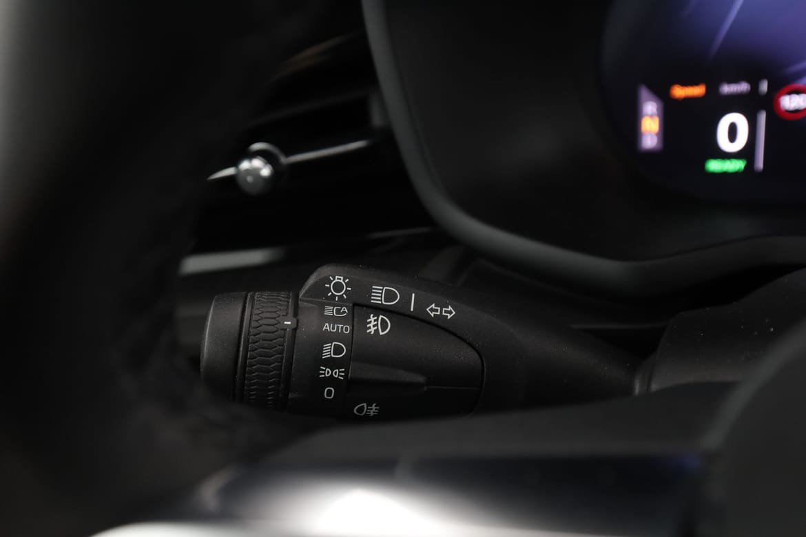 Vehicle Image 35