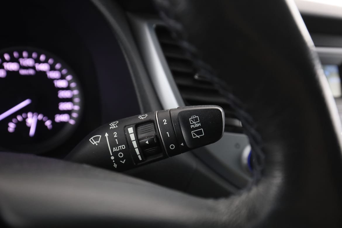 Vehicle Image 30