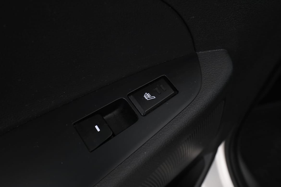 Vehicle Image 35