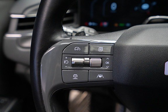 Vehicle Image 29