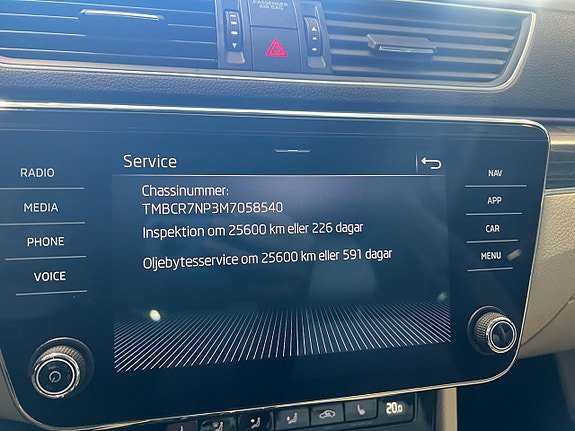 Vehicle Image 23