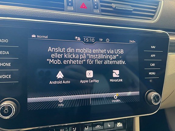 Vehicle Image 24
