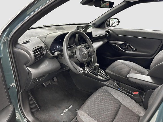 Vehicle Image 10