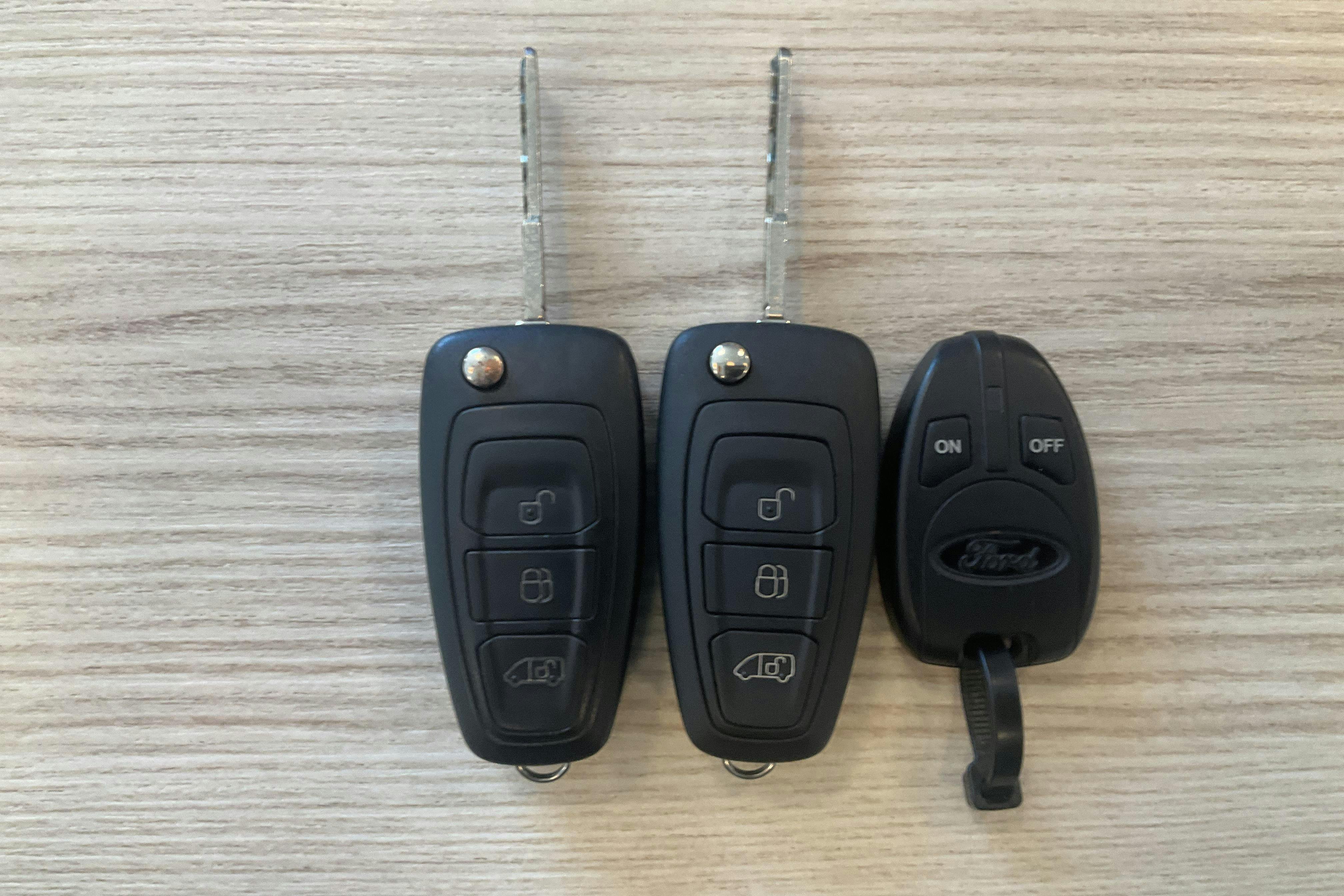 Vehicle Image 12