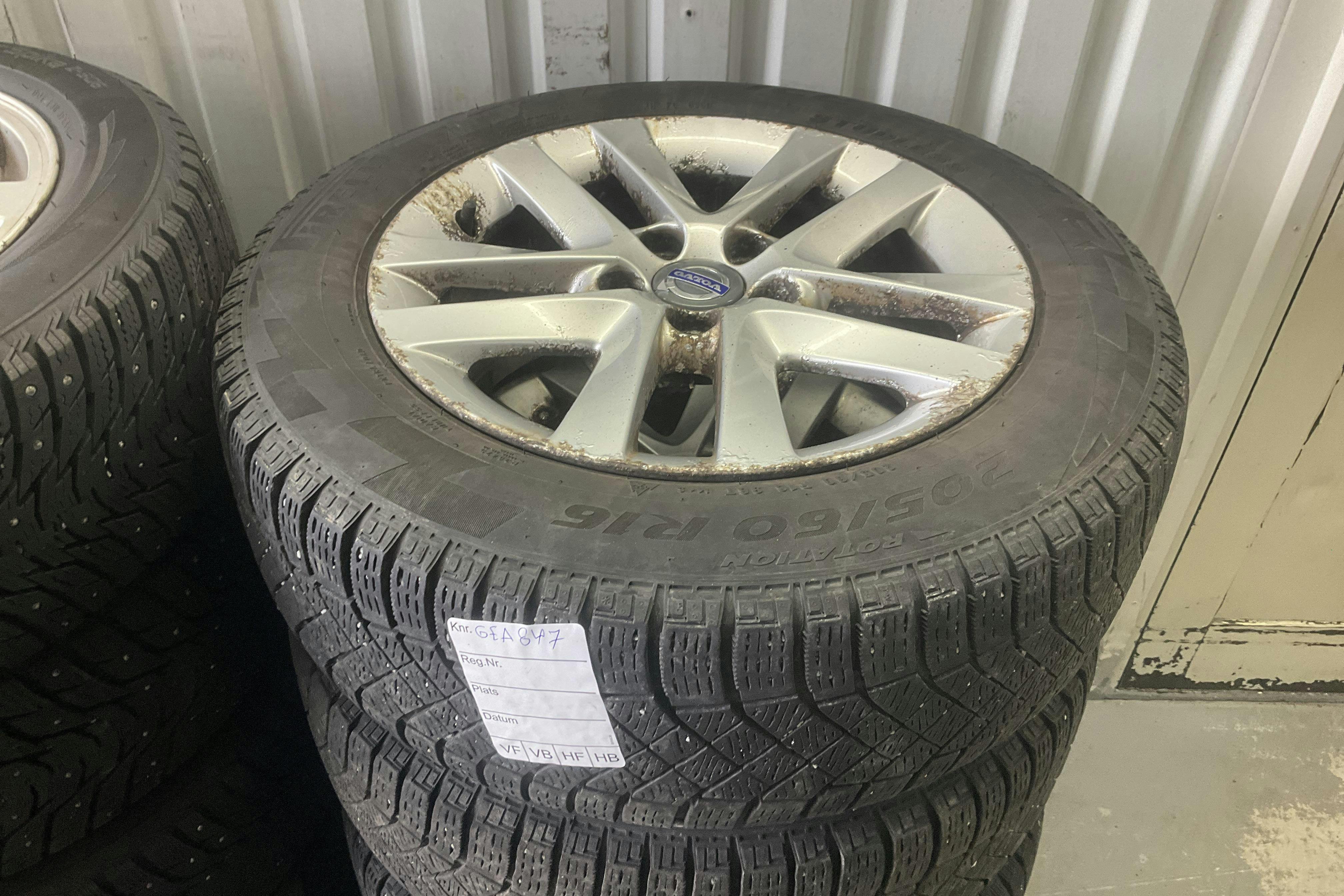Vehicle Image 14