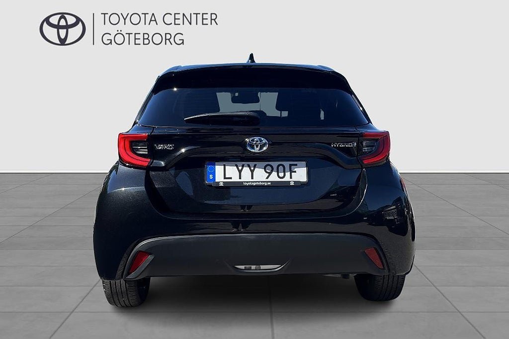 Vehicle Image 7