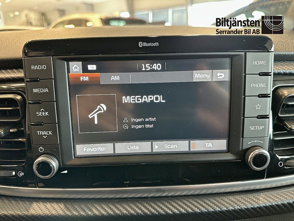 Vehicle Image 11