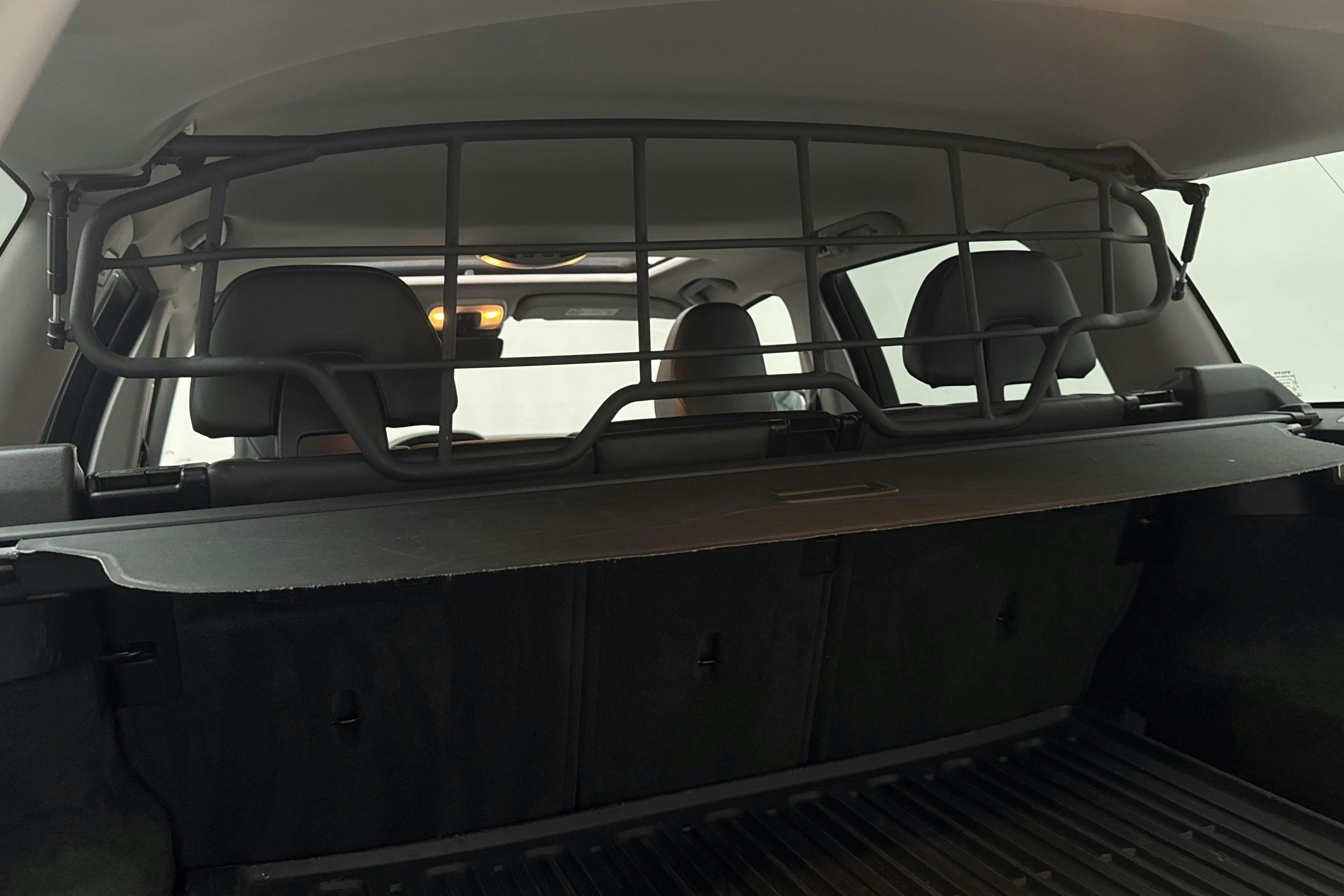 Vehicle Image 18