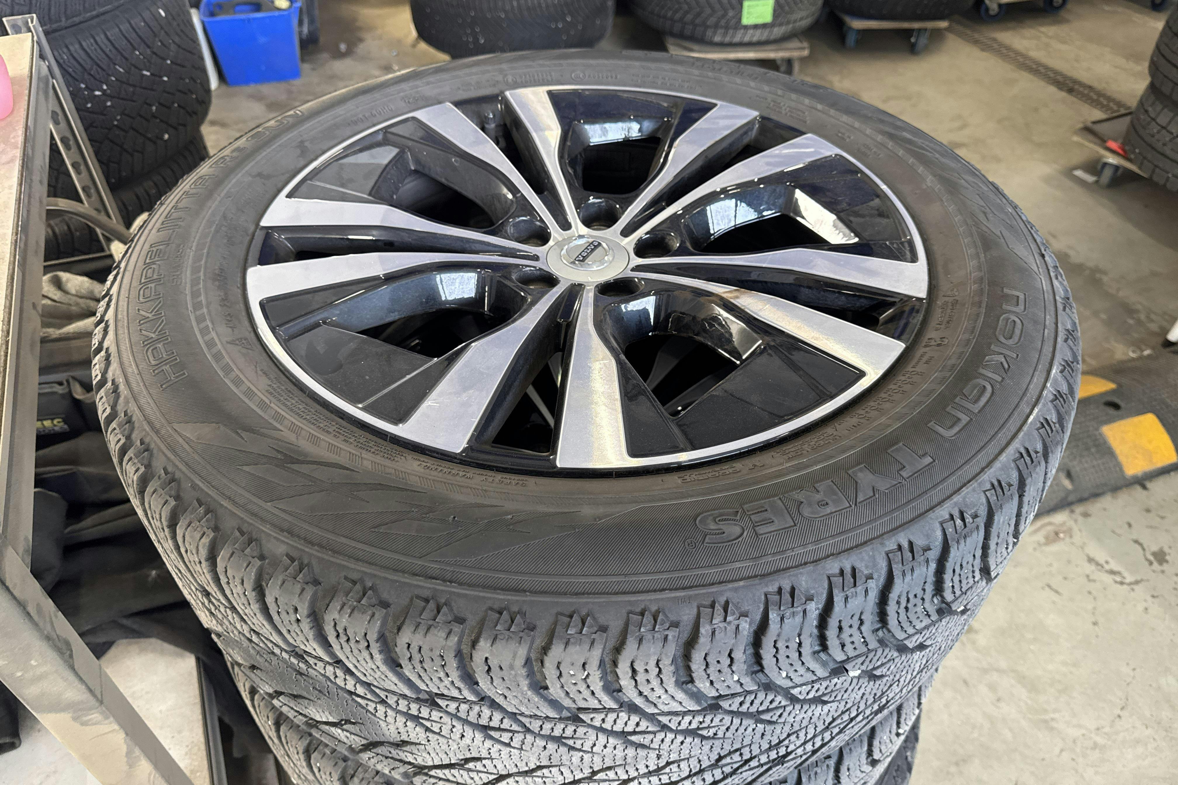 Vehicle Image 20