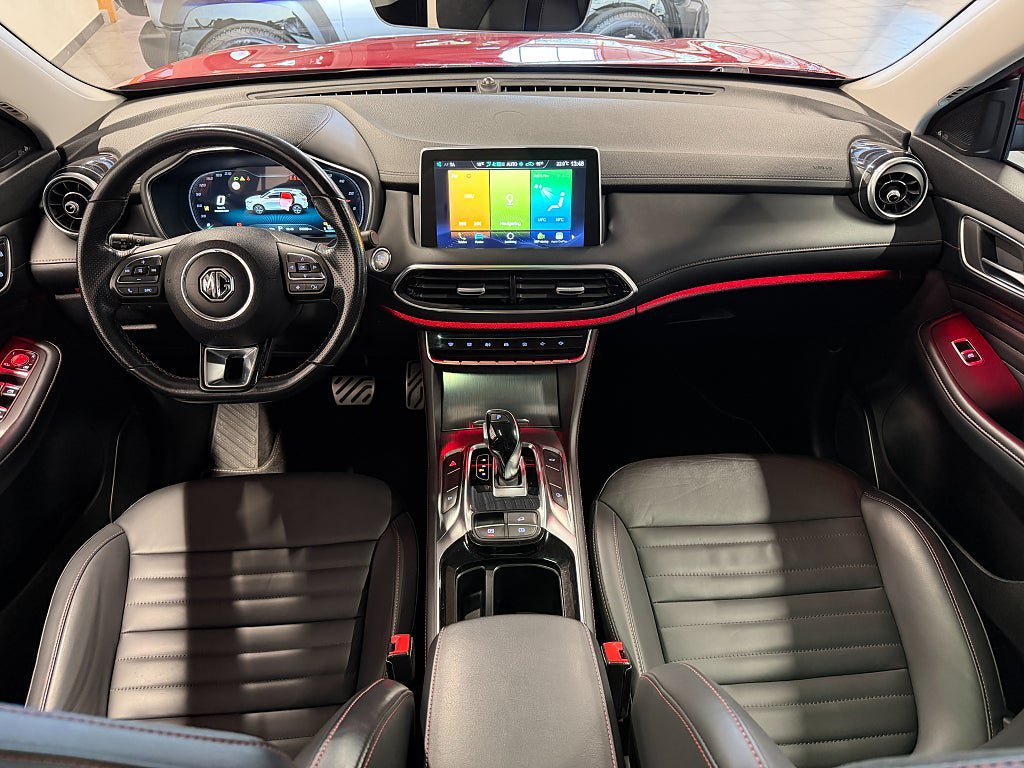 Vehicle Image 9