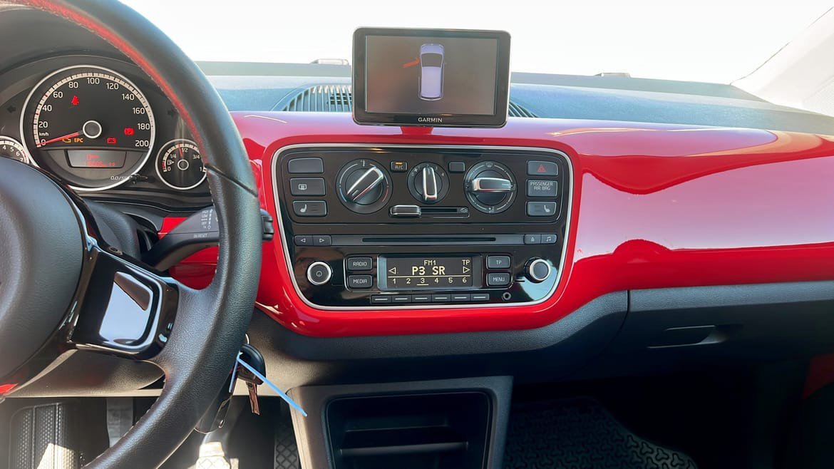 Vehicle Image 9