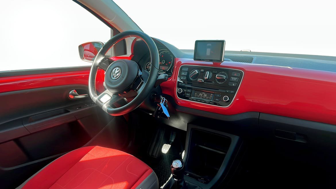 Vehicle Image 11