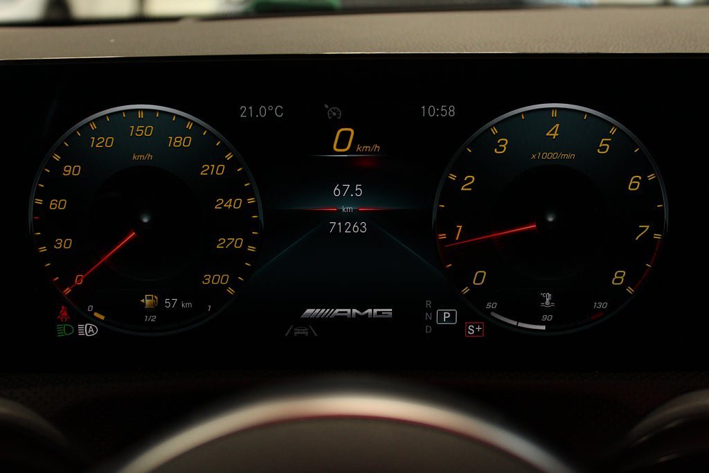 Vehicle Image 32