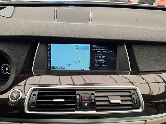 Vehicle Image 33
