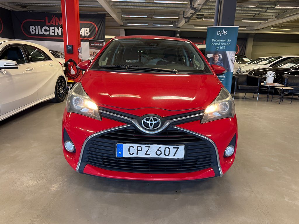 Vehicle Image 3