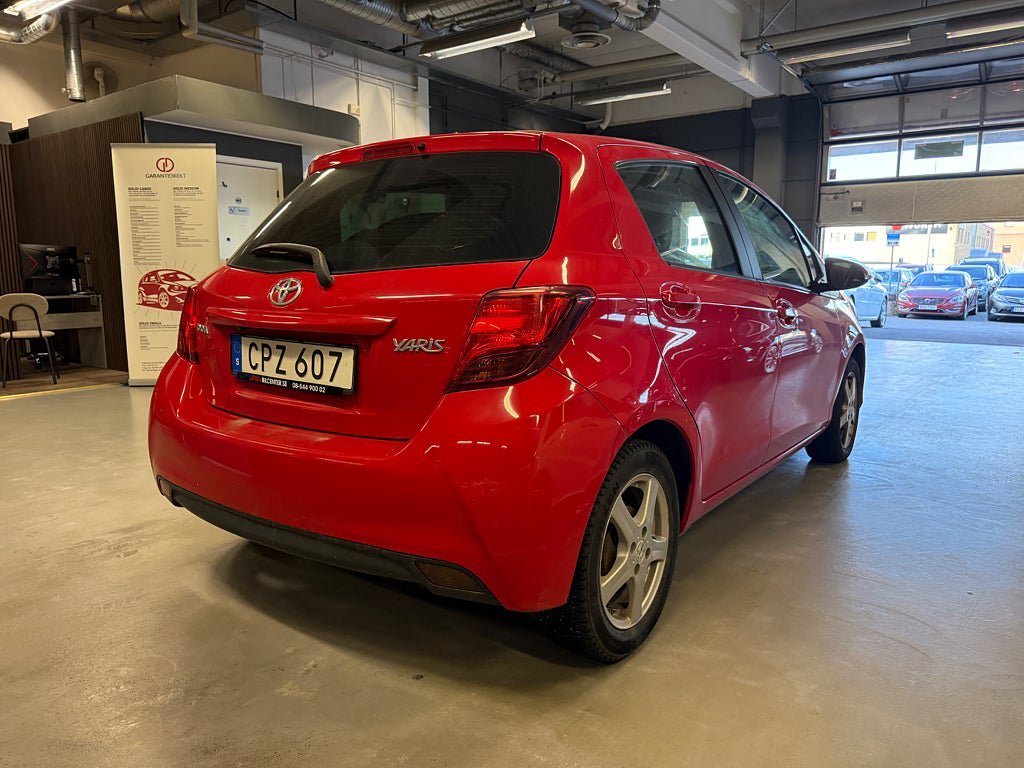 Vehicle Image 7