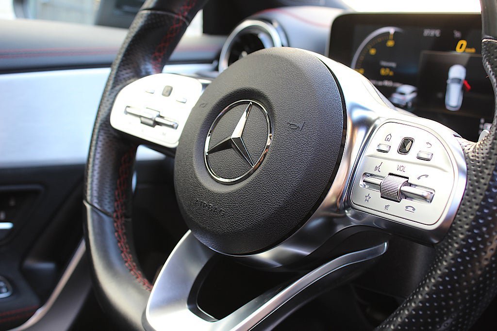 Vehicle Image 30