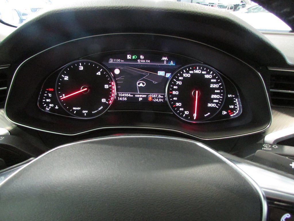 Vehicle Image 14