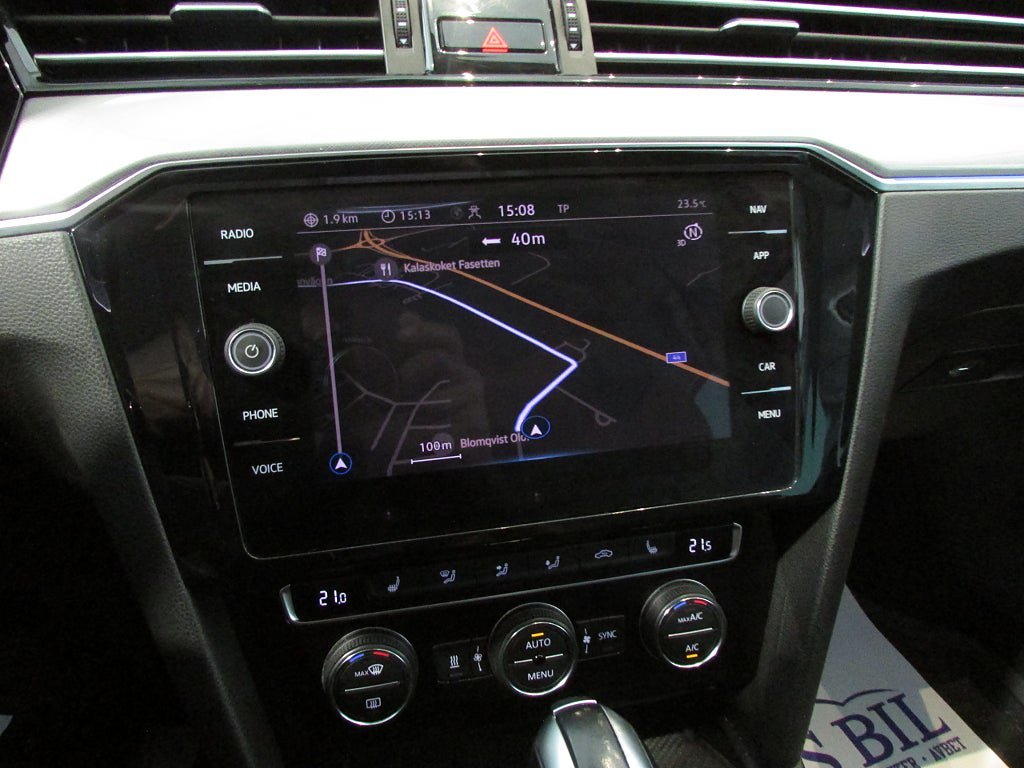 Vehicle Image 17