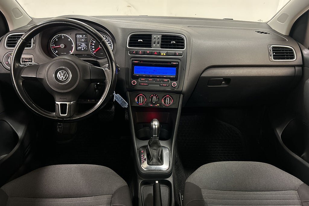 Vehicle Image 11