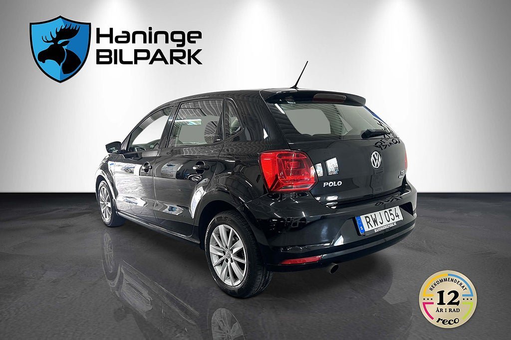 Vehicle Image 9