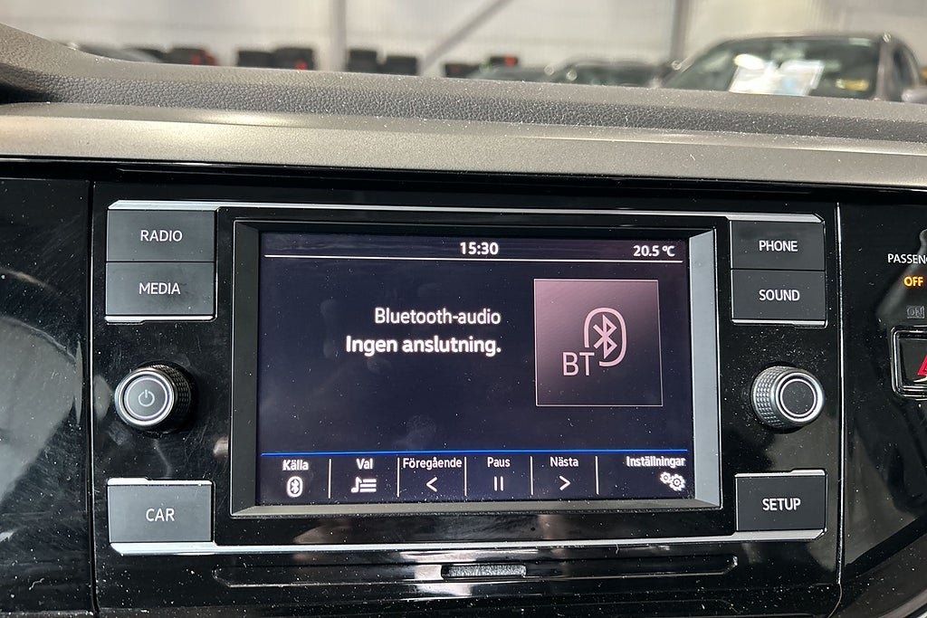 Vehicle Image 19