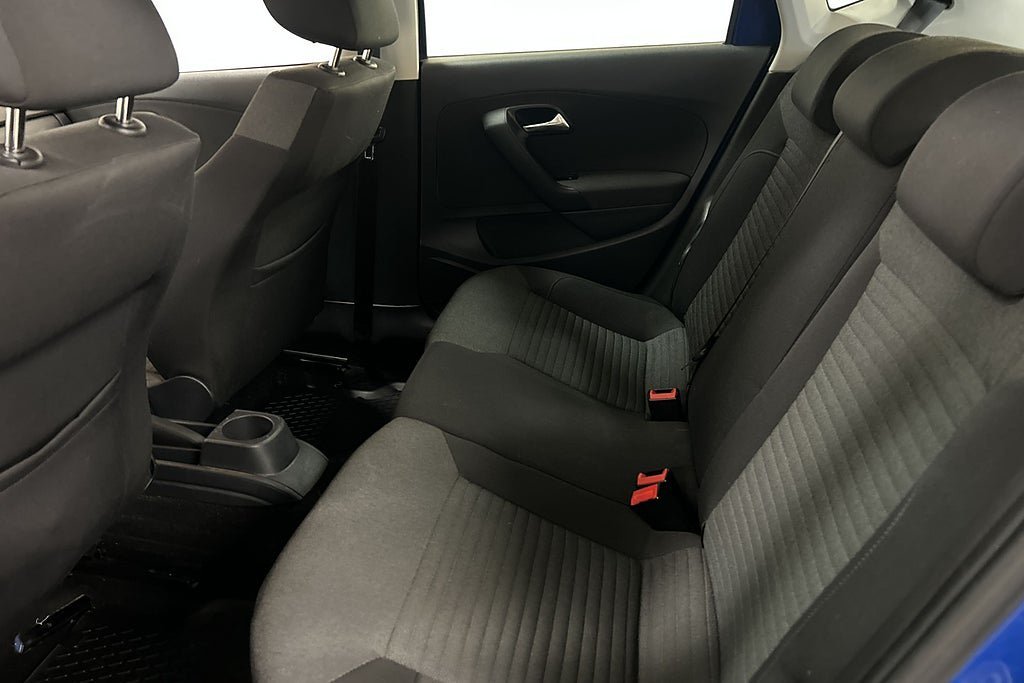 Vehicle Image 17