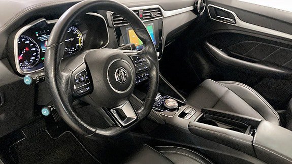 Vehicle Image 11