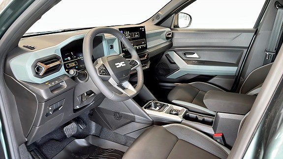 Vehicle Image 15