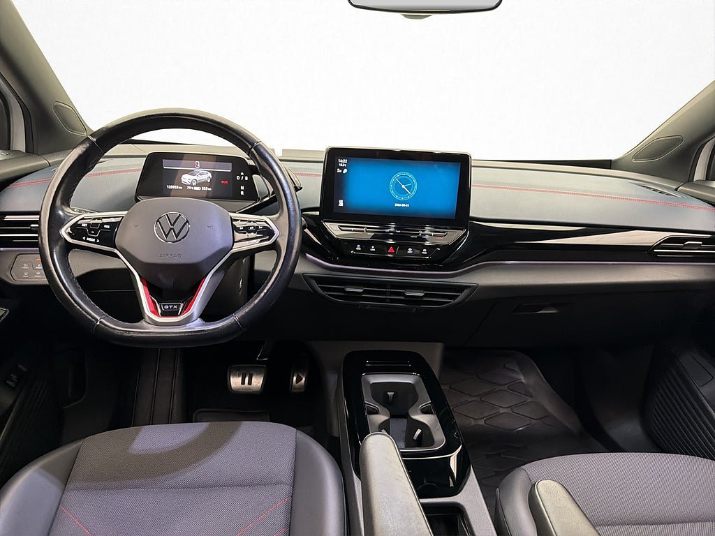 Vehicle Image 14