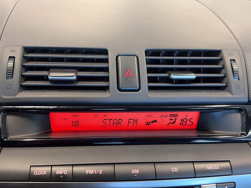 Vehicle Image 17