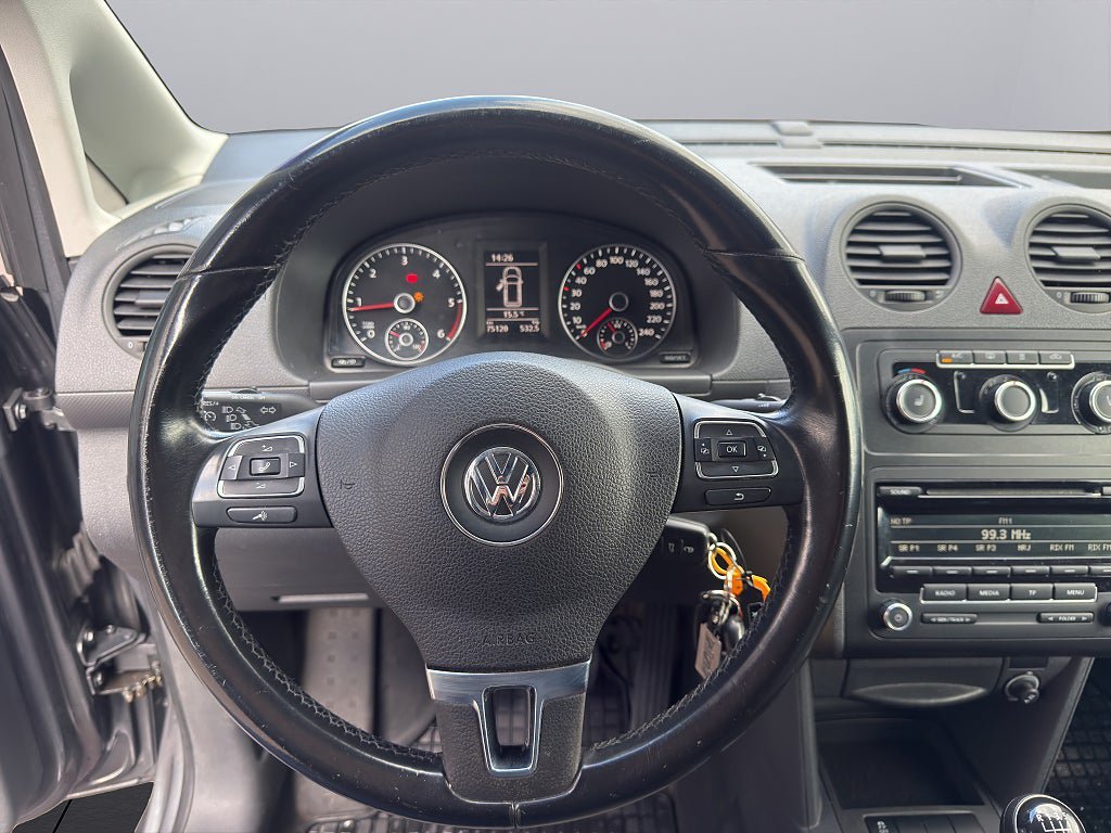 Vehicle Image 14