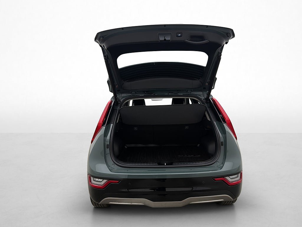 Vehicle Image 32
