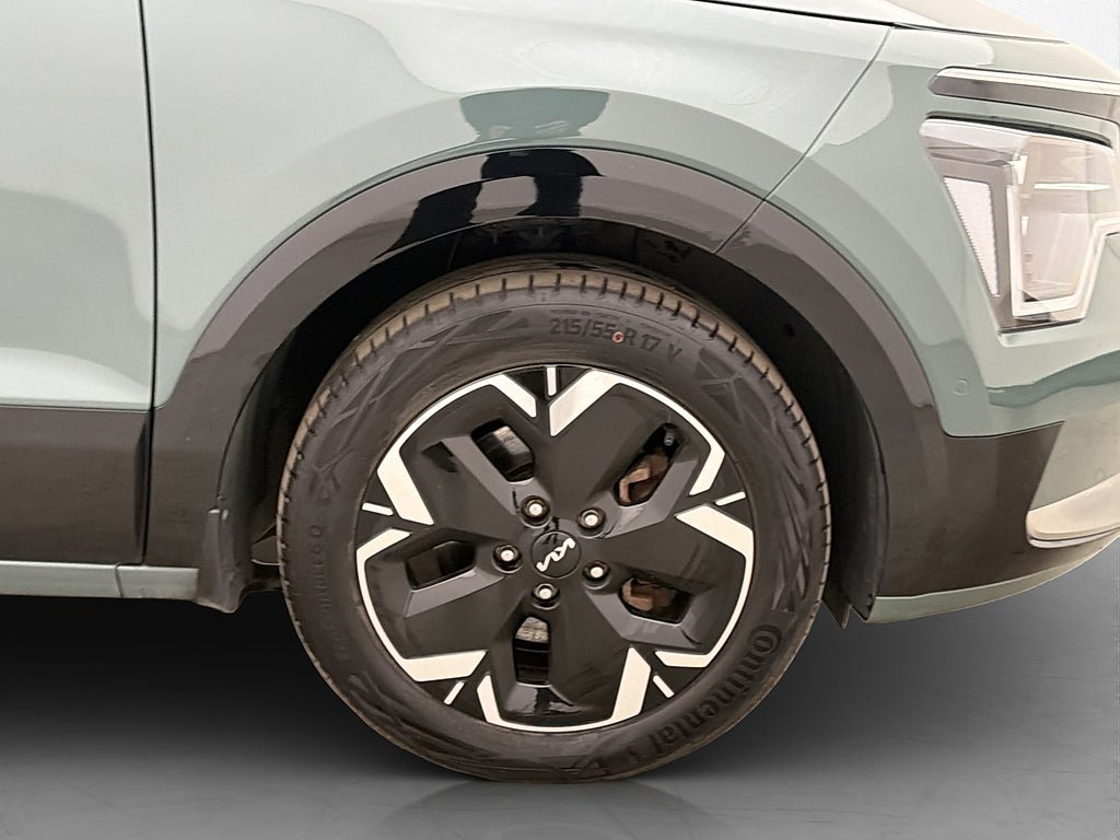 Vehicle Image 36