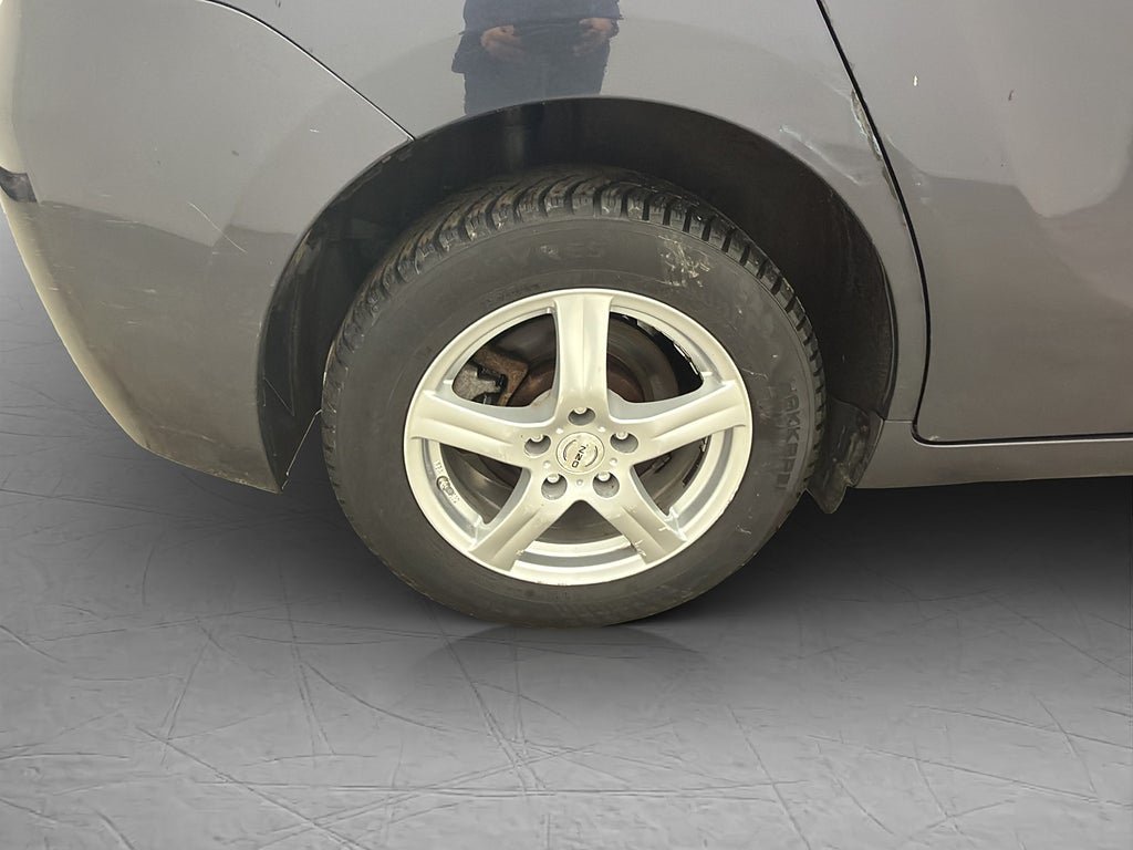 Vehicle Image 26