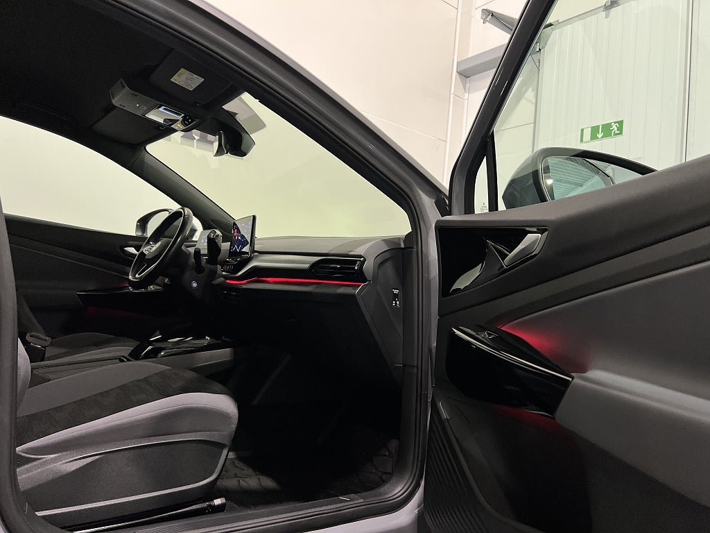 Vehicle Image 23