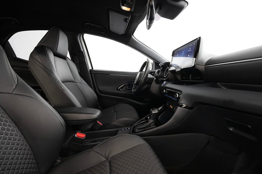 Vehicle Image 14