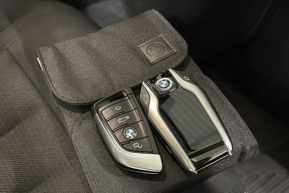 Vehicle Image 29