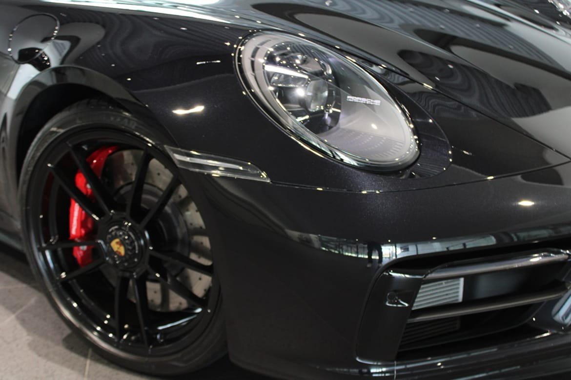 Vehicle Image 9
