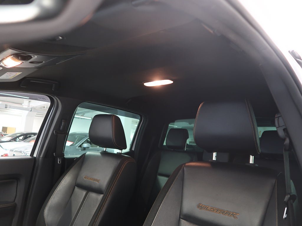 Vehicle Image 30