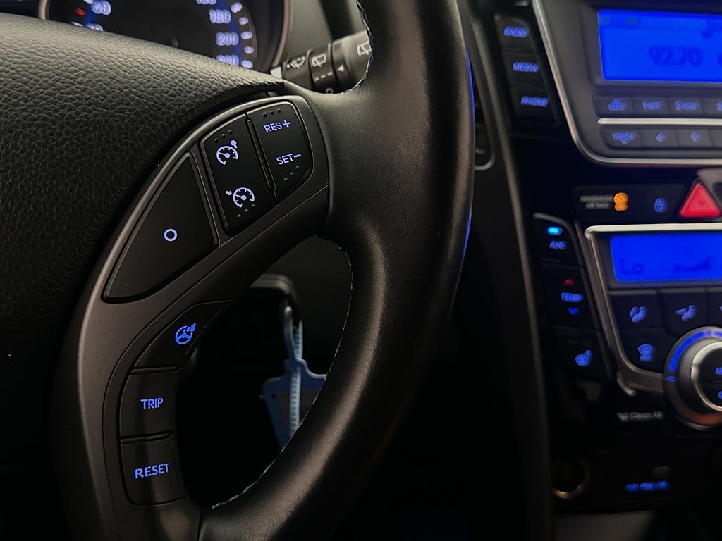 Vehicle Image 17
