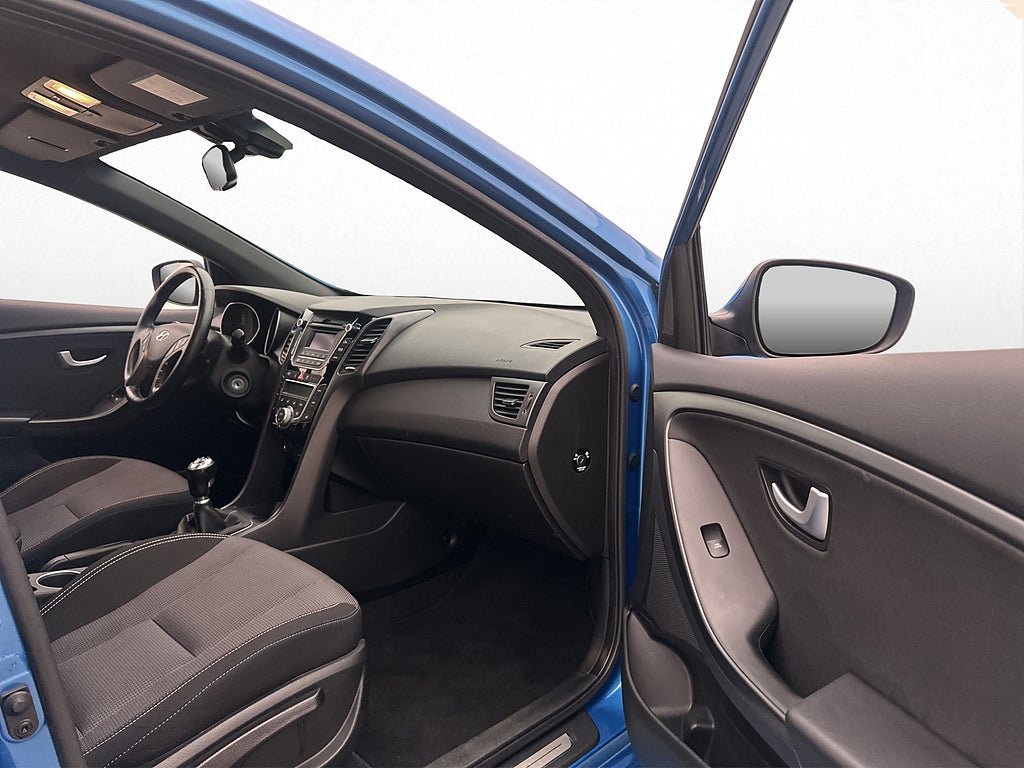 Vehicle Image 23
