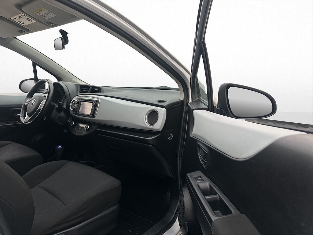 Vehicle Image 22