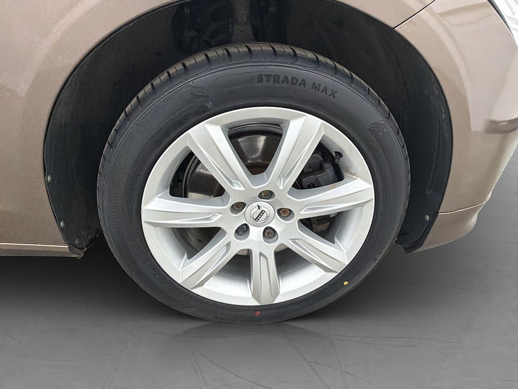Vehicle Image 33