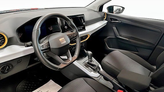 Vehicle Image 7