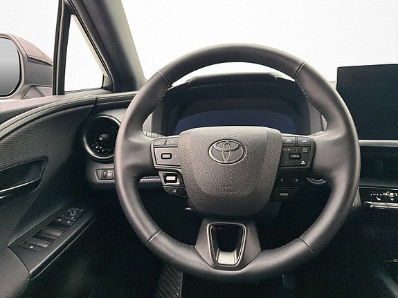 Vehicle Image 23