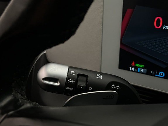 Vehicle Image 33